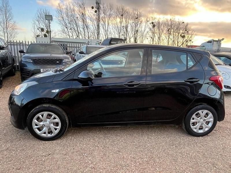 Used Hyundai i10 SE 87 HP (63 kW) 2014 Black Hatchback