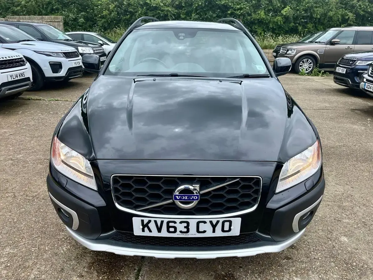 Used Volvo XC70 SE 2013 Black Estate