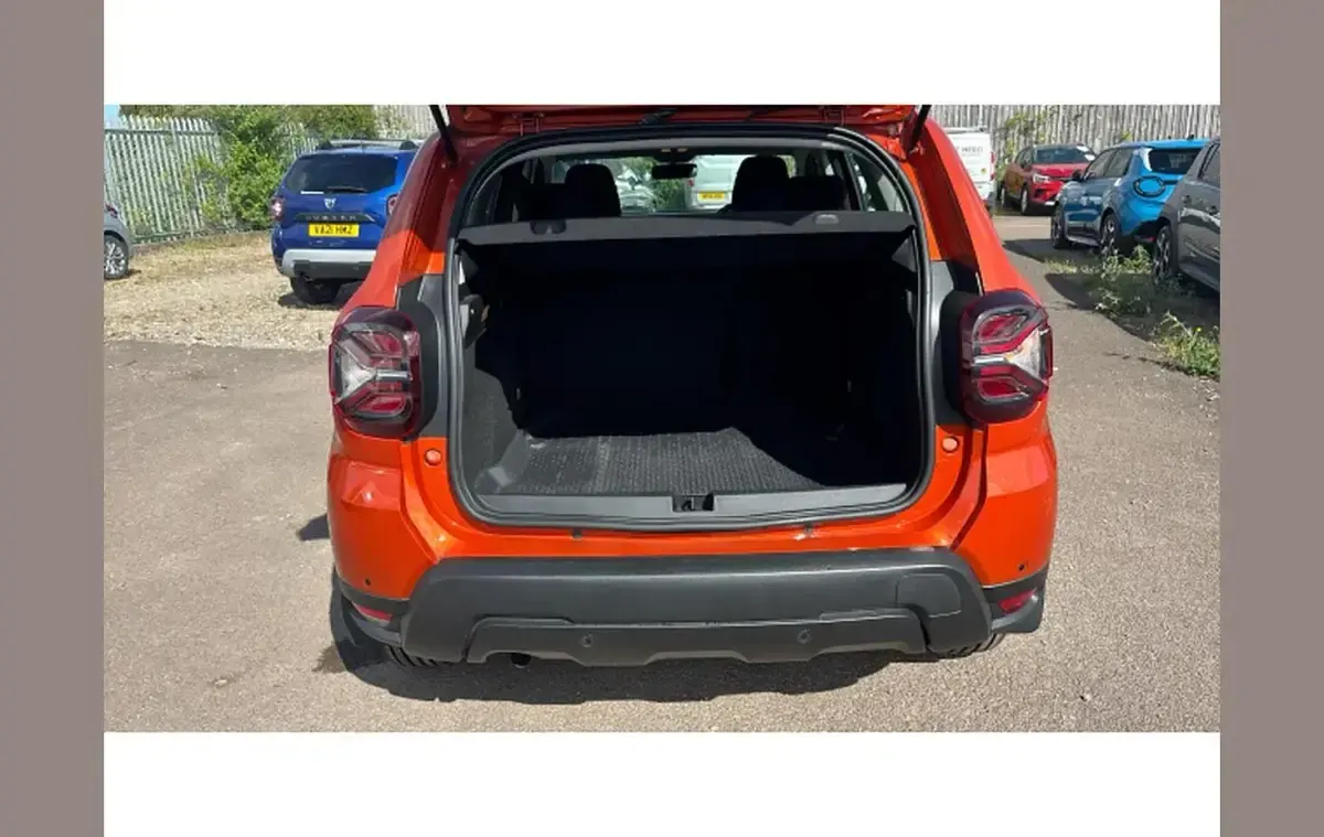 Used Dacia Duster Comfort 150 HP (110 kW) 2022 Orange SUV