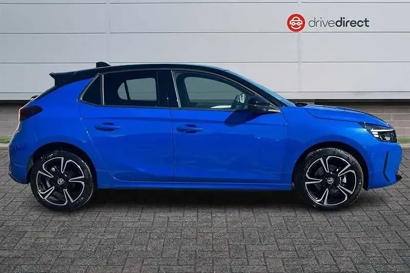 Second-hand Vauxhall Corsa Ultimate 100 CP (73 kW) 2025 Albastru Hatchback