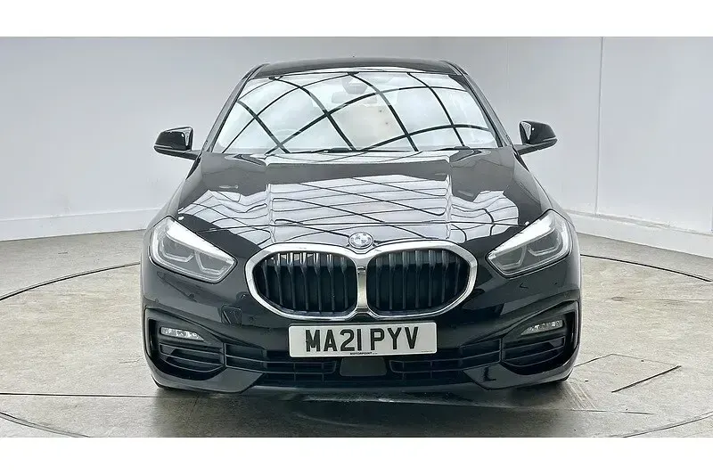 Used BMW 118 Comfort Edition 2021 Black Hatchback