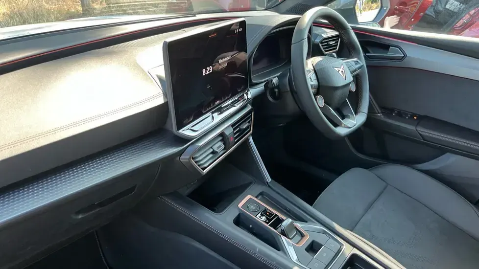 New Cupra Leon 150 HP (110 kW) 2026 Glacial white