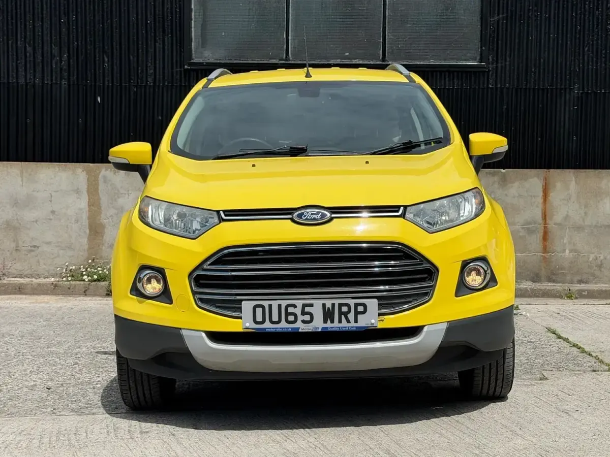 Used Ford Ecosport Titanium 95 HP (69 kW) 2015 Yellow SUV