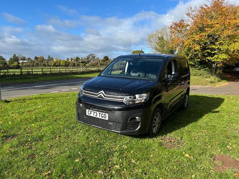 Black Used 2024 Citroën Berlingo | £12,995 (Fair price) - Image 1/4