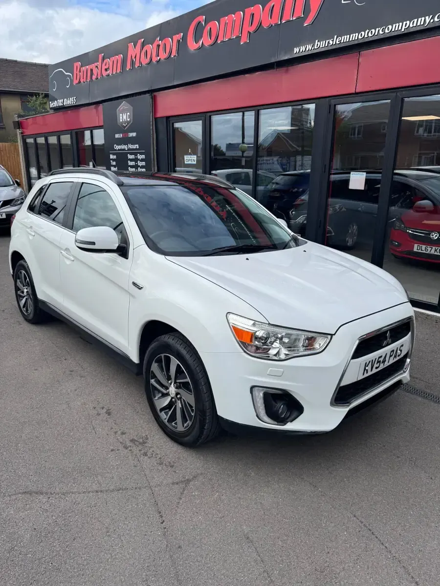 Used Mitsubishi ASX 2015 White SUV