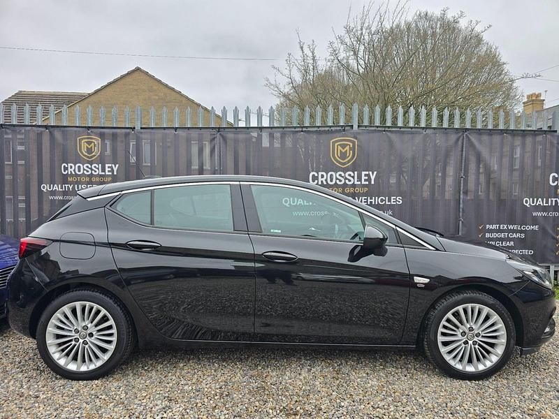 Used Vauxhall Astra Elite 2017 Black Hatchback