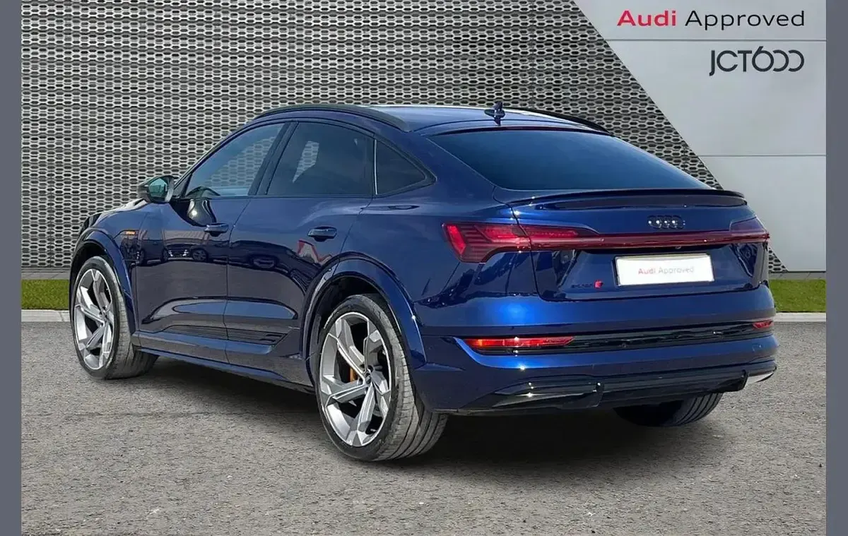 Used Audi e-tron Sportback Advanced 369 kW (503 HP) 2022 Blue SUV