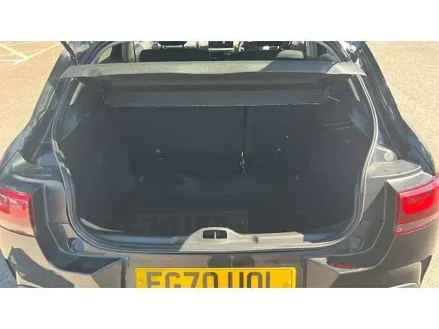 Second-hand Citroën C4 Flair 108 CP (79 kW) 2020 Negru SUV