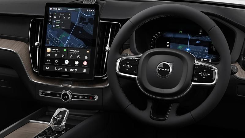 New Volvo XC60 Ultra 2026 Crystal white SUV