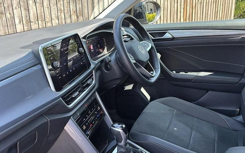 Used VW T-Roc Style 150 HP (110 kW) 2024 SUV