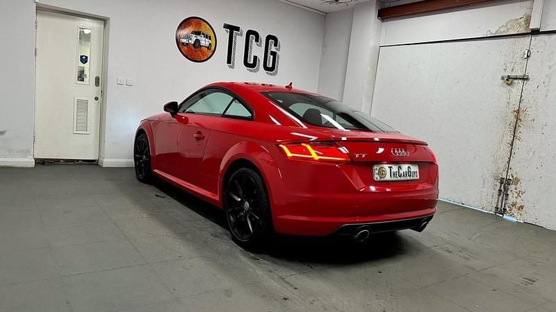 Used Audi TT Sport 230 HP (169 kW) 2014 Red Coupe