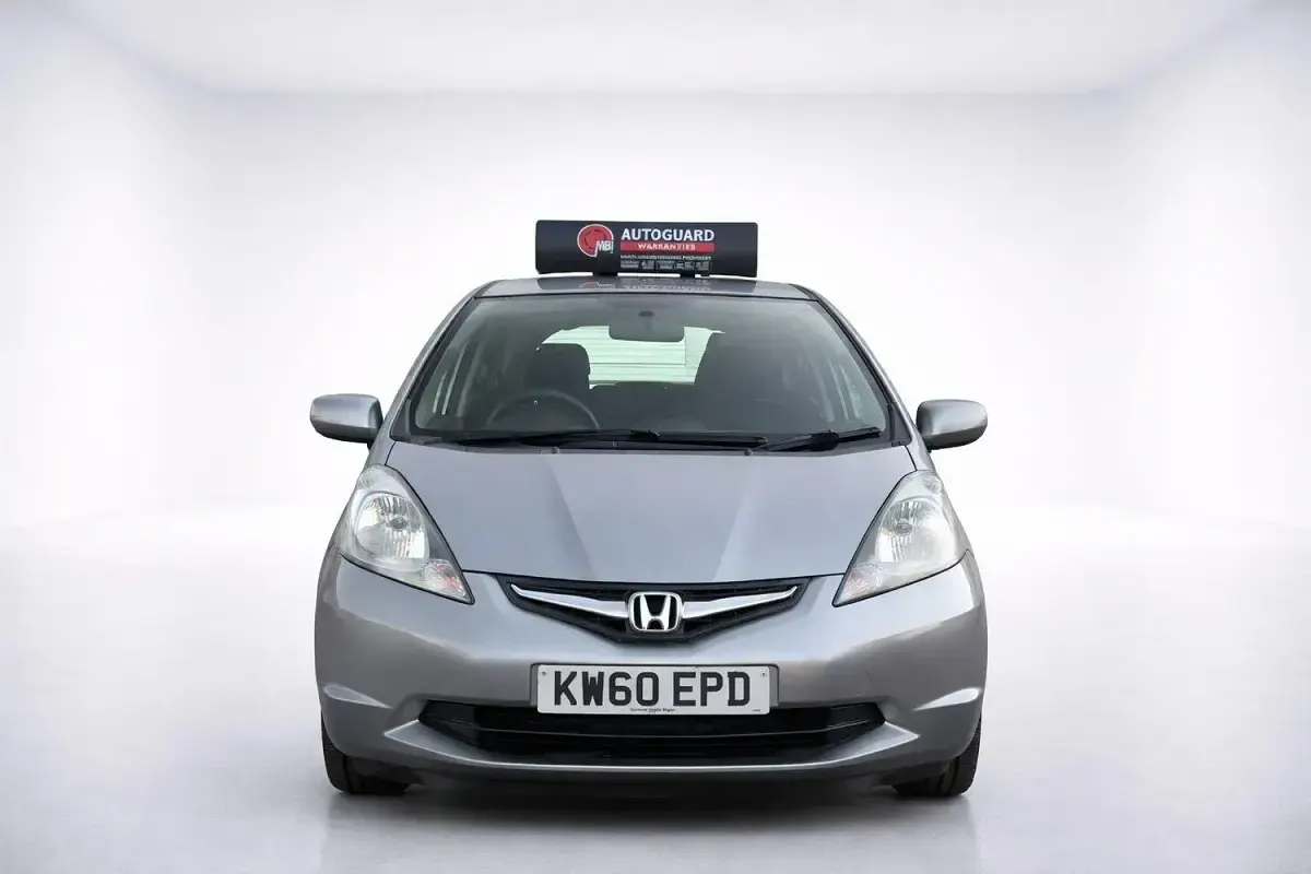 Used Honda Jazz SI 100 HP (73 kW) 2010 Silver Hatchback