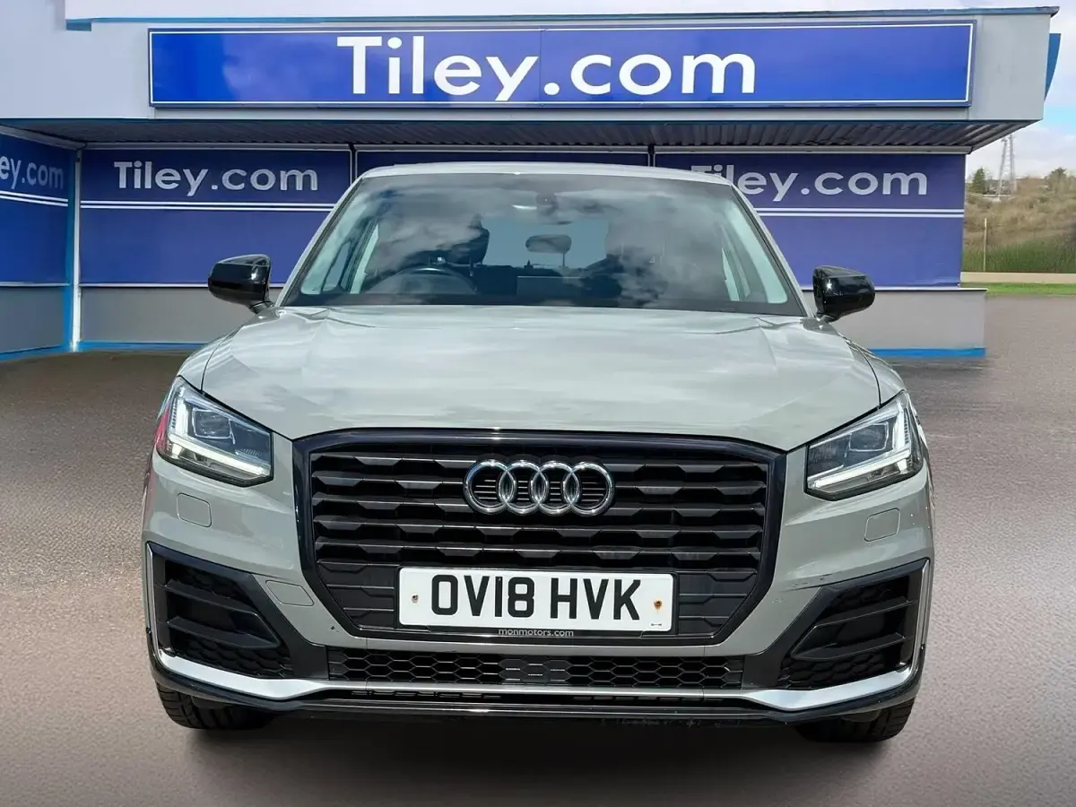 Used Audi Q2 Performance 150 HP (110 kW) 2018 Grey SUV
