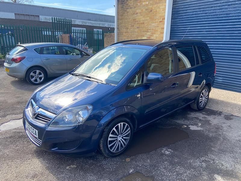 Used Vauxhall Zafira 115 HP (84 kW) 2012 Blue MPV