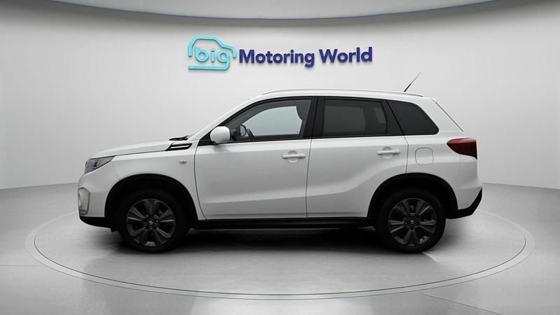 Used Suzuki Vitara SZ-T 129 HP (94 kW) 2022 White SUV