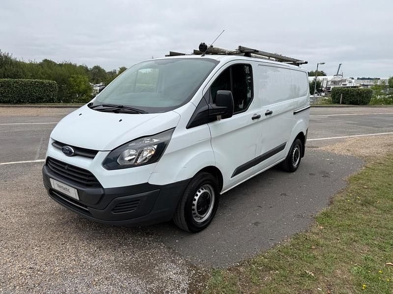 White Used 2017 Ford Transit Custom Van | £8,450 (Super price) - Image 1/4