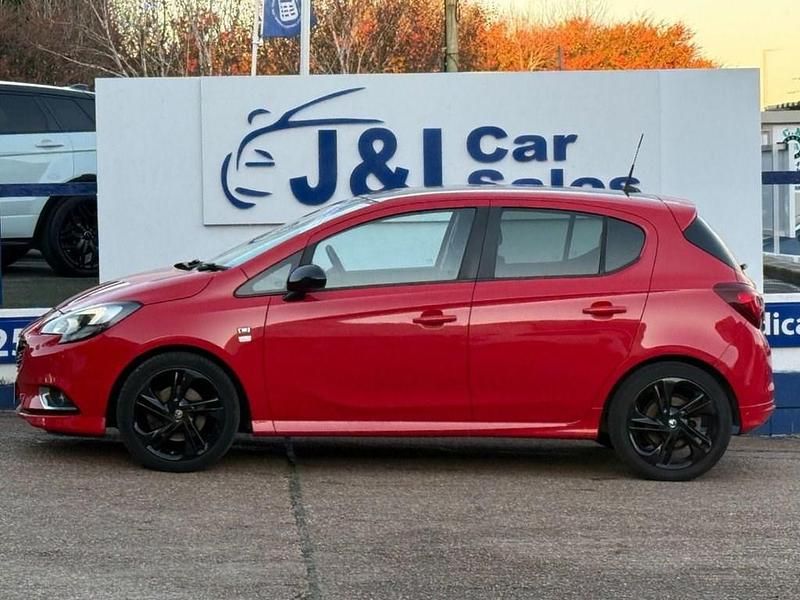 Used Vauxhall Corsa Edition 100 HP (73 kW) 2015 Red Hatchback