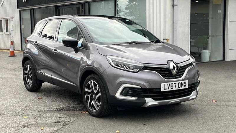 Grey/black Used 2017 Renault Captur Dynamique SUV | £9,850 (Fair price) - Image 1/1