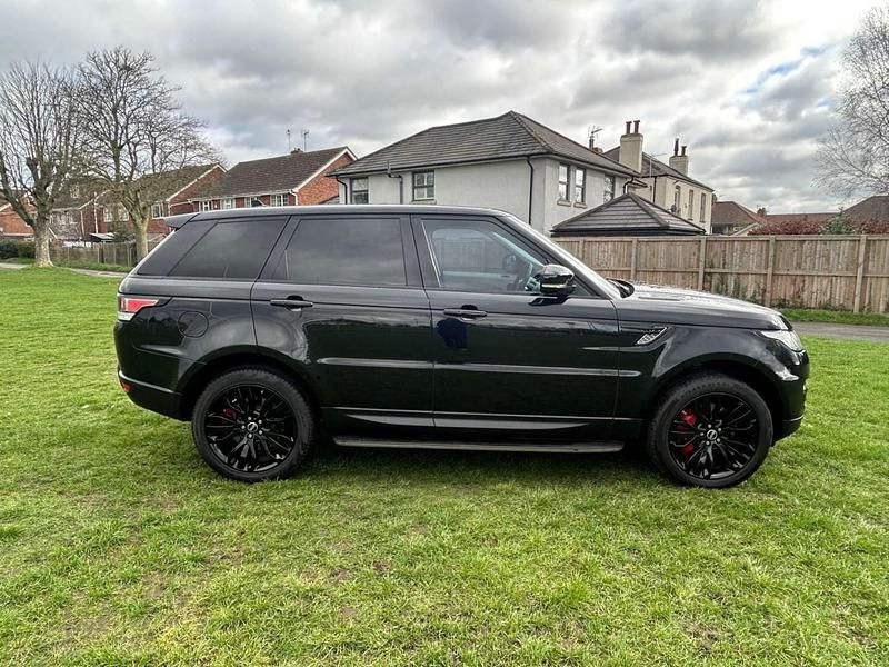 Begagnad Land Rover Range Rover HSE Dynamic 258 HK (189 kW) 2015 Svart SUV