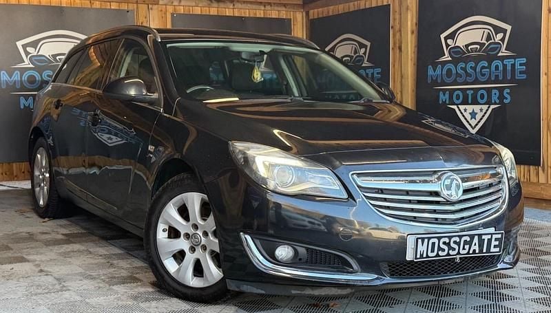 Black Used 2015 Vauxhall Insignia SRi Estate | £2,495 (Super price) - Image 1/4