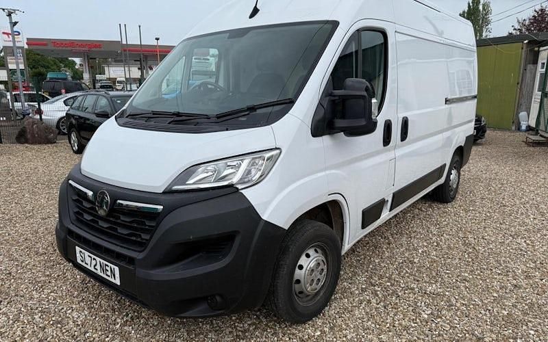 Used Vauxhall Movano 140 HP (102 kW) 2022 MPV