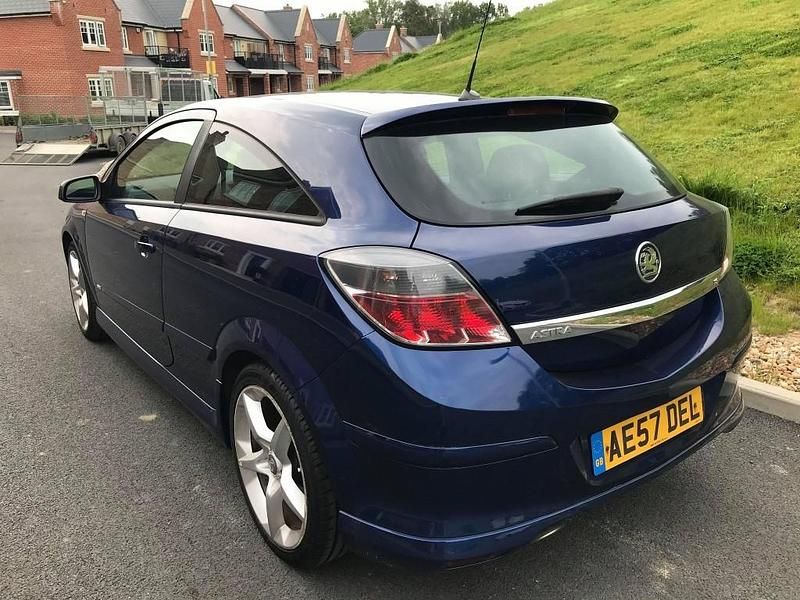 Used Vauxhall Astra Sport 141 HP (103 kW) 2007 Blue Hatchback