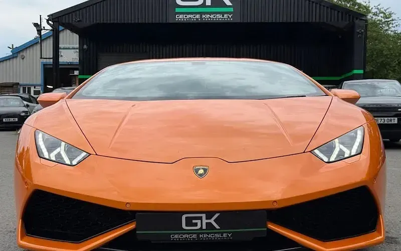 Used Lamborghini Huracán 610 HP (448 kW) 2015 Orange Coupe
