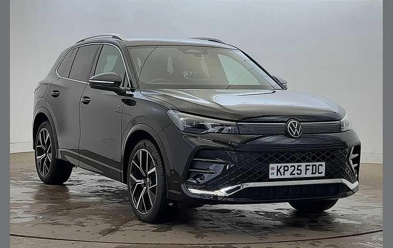 Black Used 2025 VW Tiguan R-line SUV | £34,990 (A bit pricey) - Image 1/4