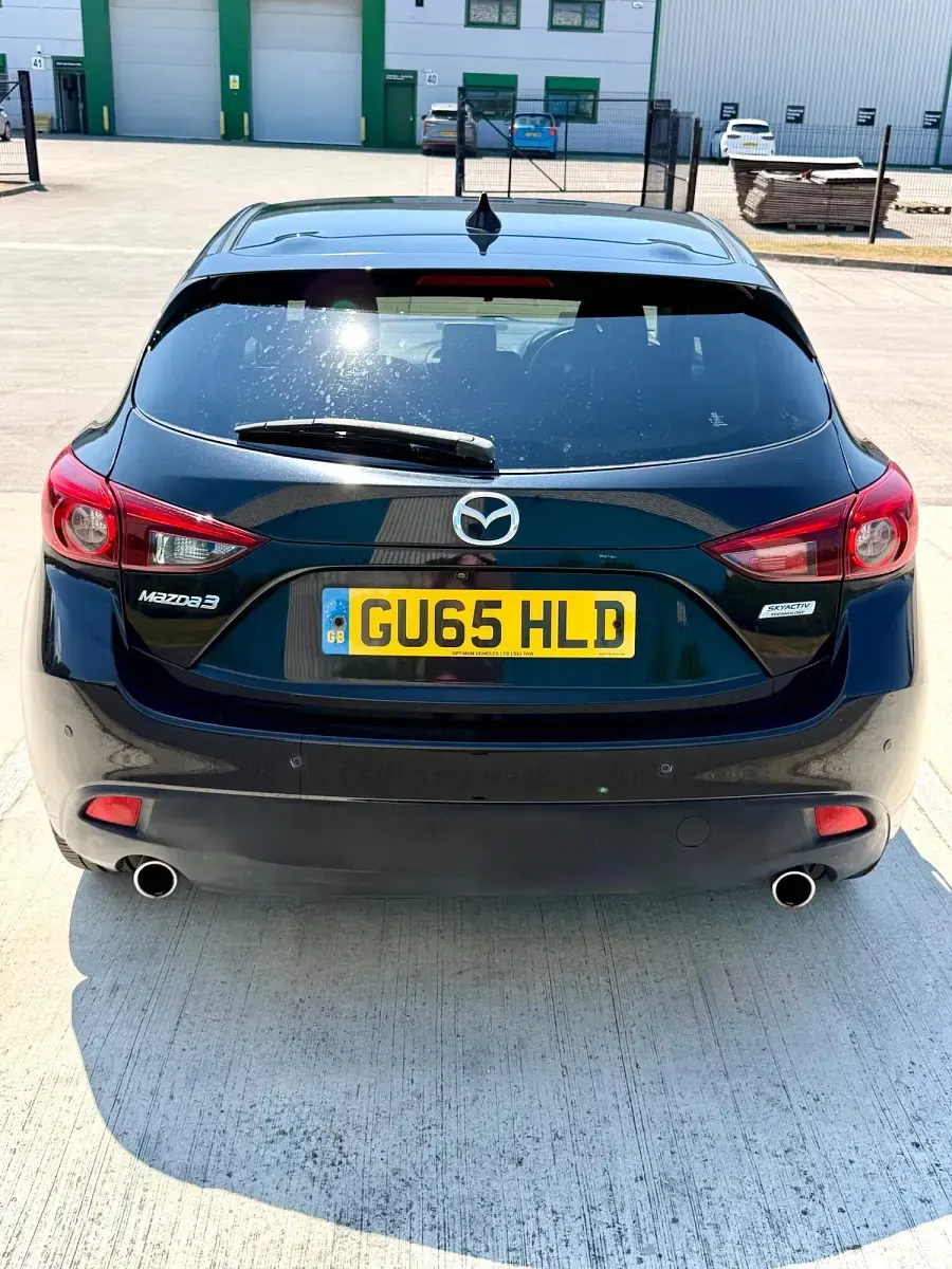 Used Mazda 3 Inclusive 150 HP (110 kW) 2015 Black Hatchback