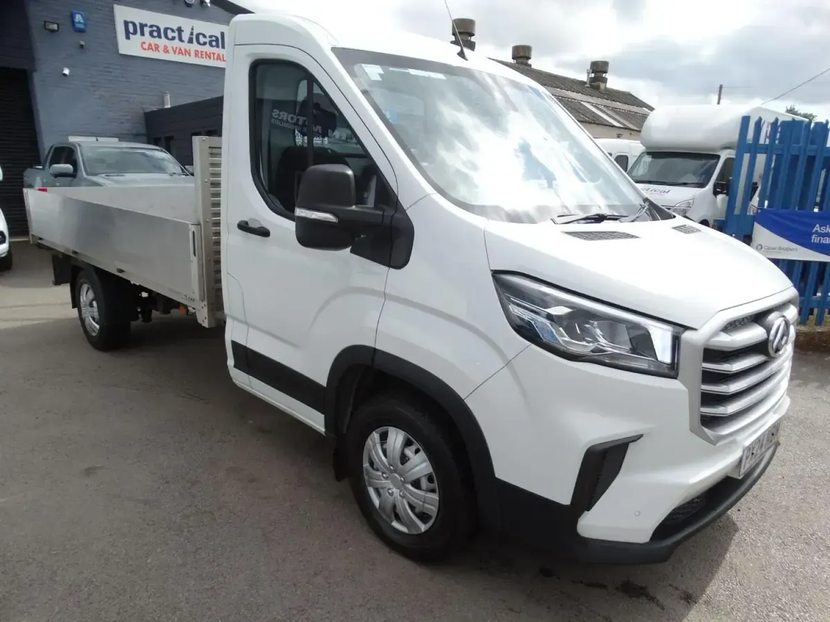 Używany Maxus V90 147 KM (108 kW) 2024 Biały Van