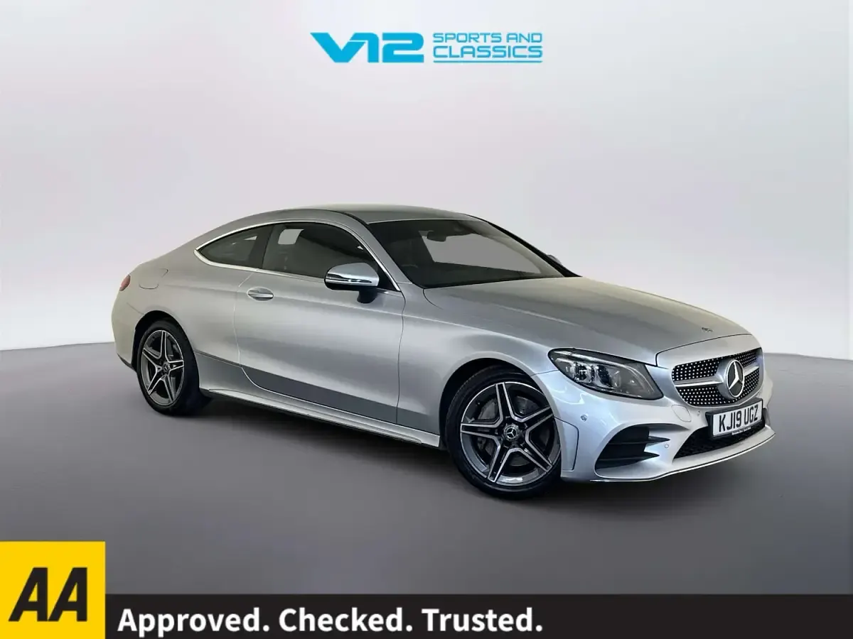 Used Mercedes C300 AMG Line Premium 258 HP (189 kW) 2019 Coupe