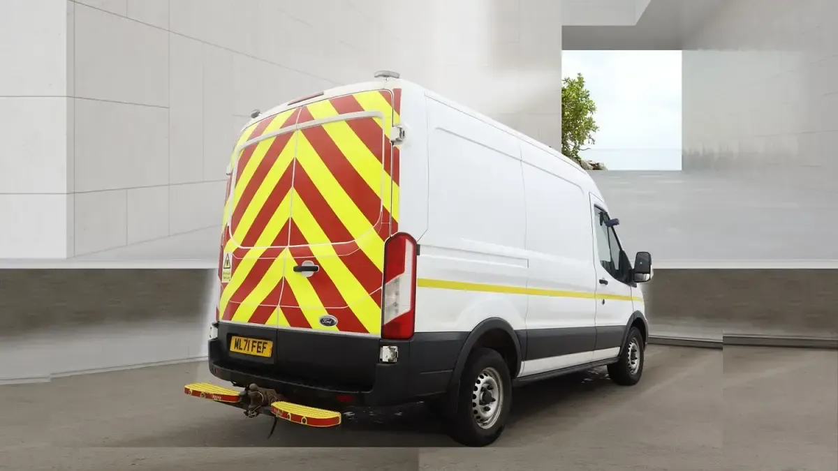 Used Ford Transit 130 HP (95 kW) 2021 White Van