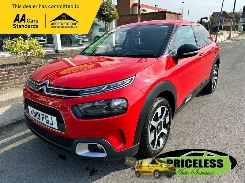 Red Used 2019 Citroën C4 Cactus Flair Hatchback | £7,495 (Fair price) - Image 1/4