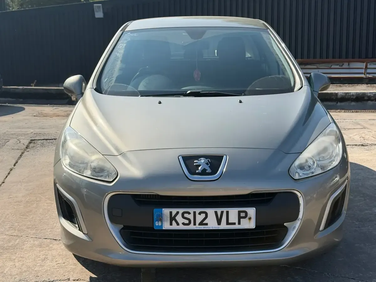 Used Peugeot 308 Access 92 HP (67 kW) 2012 Grey Hatchback