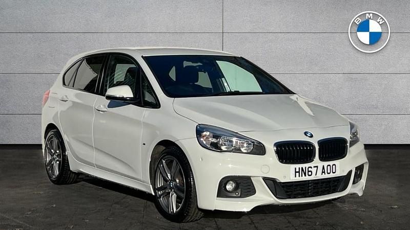 White Used 2017 BMW 218 Active Tourer M Sport MPV | £11,991 (Fair price) - Image 1/4