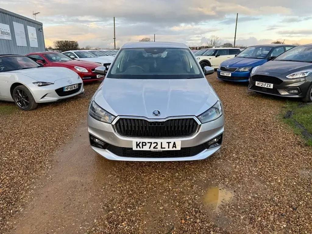 Usado Skoda Fabia SE L 110 HP (80 kW) 2022 Prateado Citadino