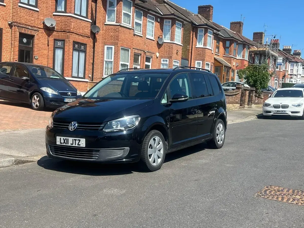Used VW Touran 2011 Black MPV