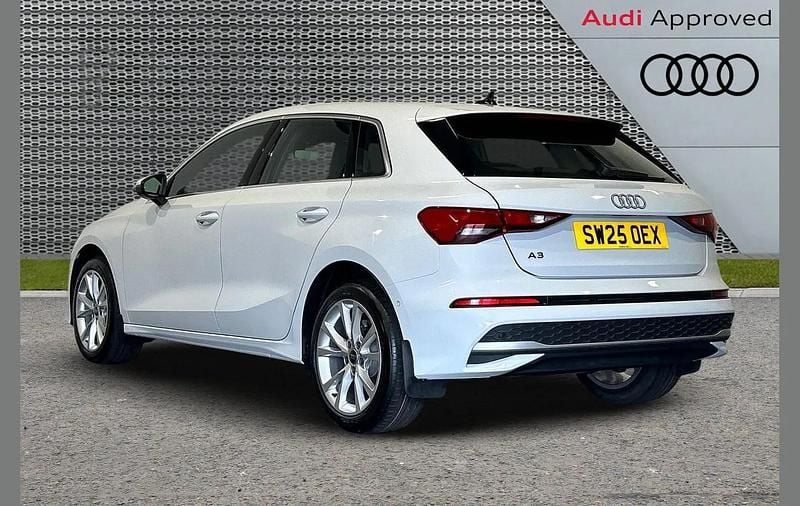 Used Audi A3 Sport 113 HP (83 kW) 2025 White Hatchback