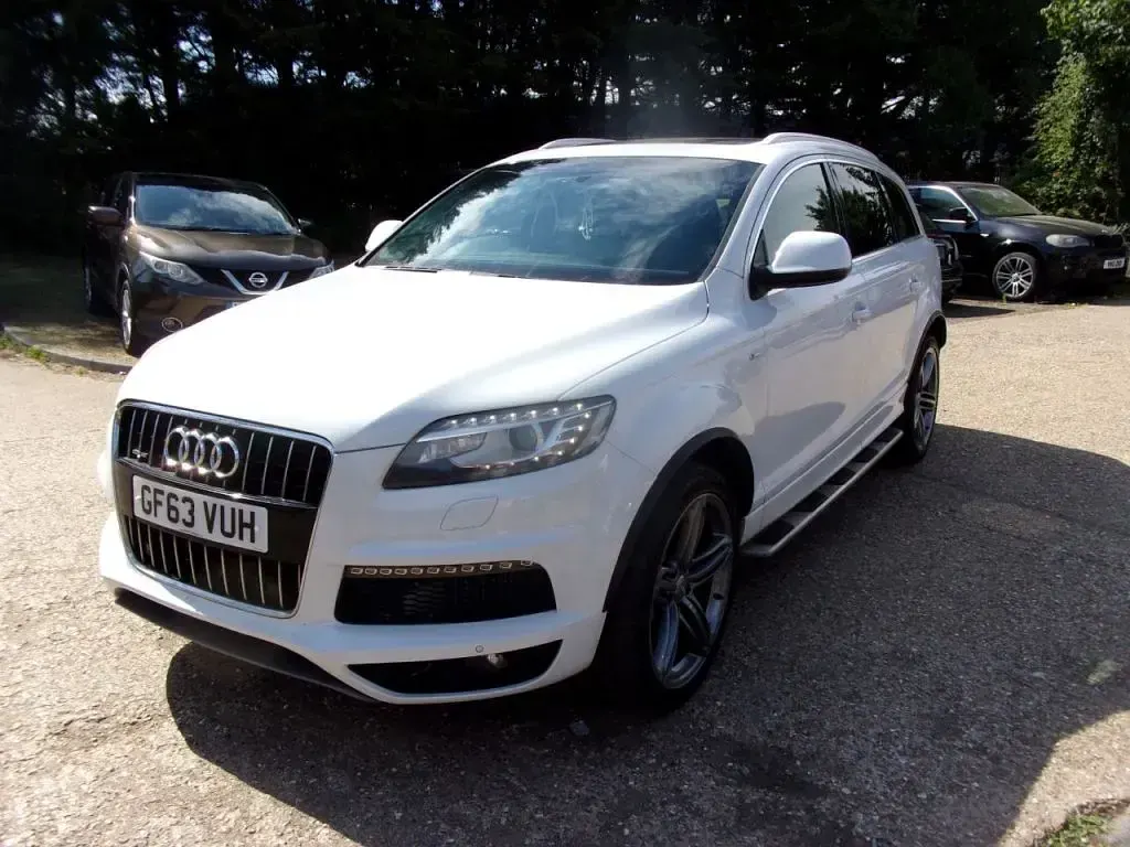 Used Audi Q7 S-line plus 2014 White SUV