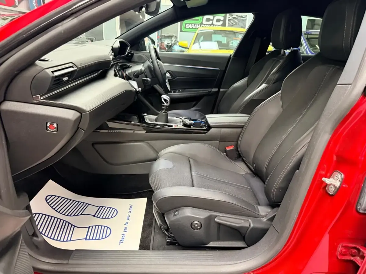 Second-hand Peugeot 508 GT-line 130 CP (95 kW) 2020 Roșu Hatchback