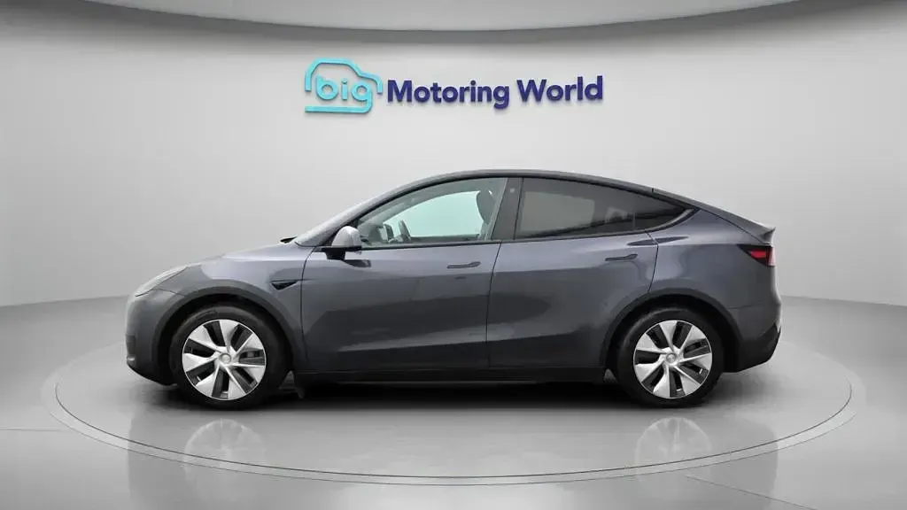 Used Tesla Model Y RWD 254 kW (346 HP) 2022 Grey SUV
