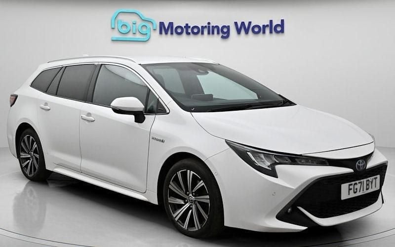 Used Toyota Corolla Design 184 HP (135 kW) 2021 Estate
