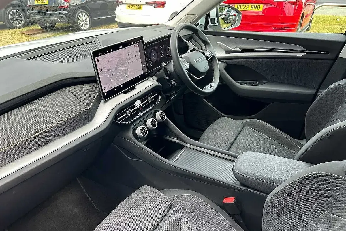 Used Skoda Kodiaq SE 110 HP (80 kW) 2025 Moon white metallic SUV