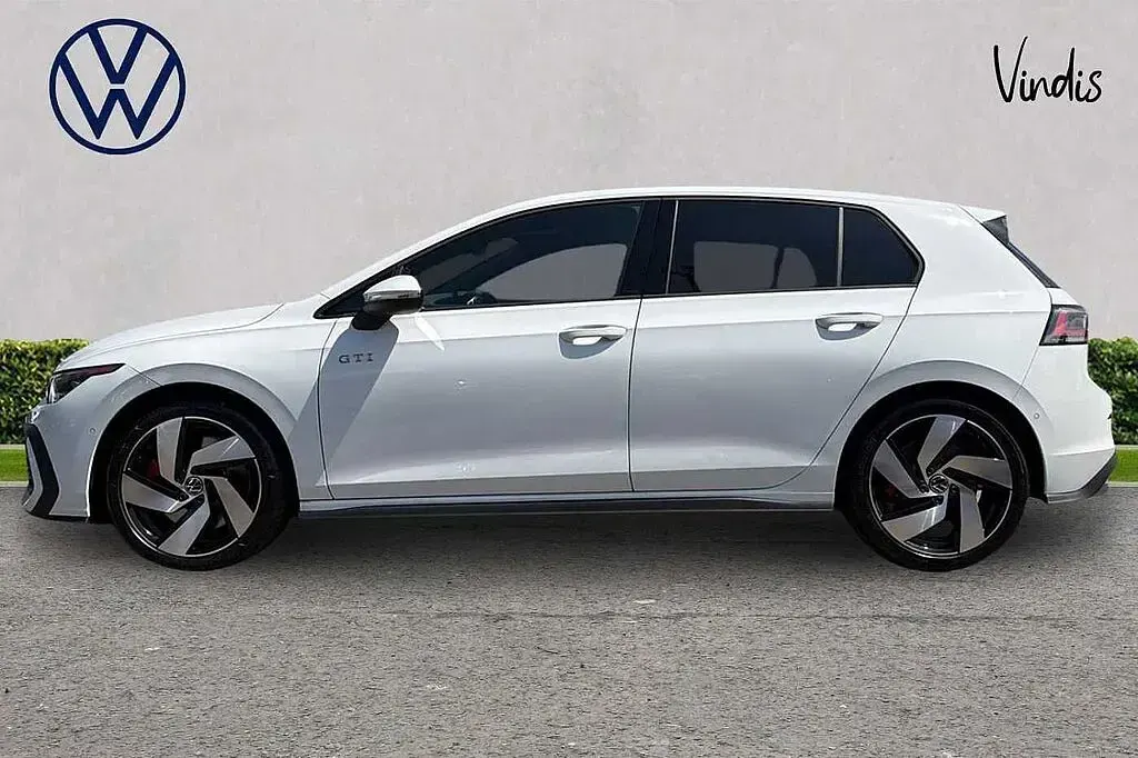 Used VW Golf VIII GTI 265 HP (194 kW) 2026