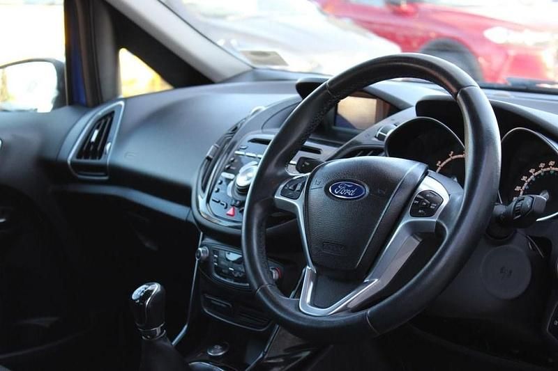 Used Ford B-MAX Titanium 100 HP (73 kW) 2013 Blue MPV