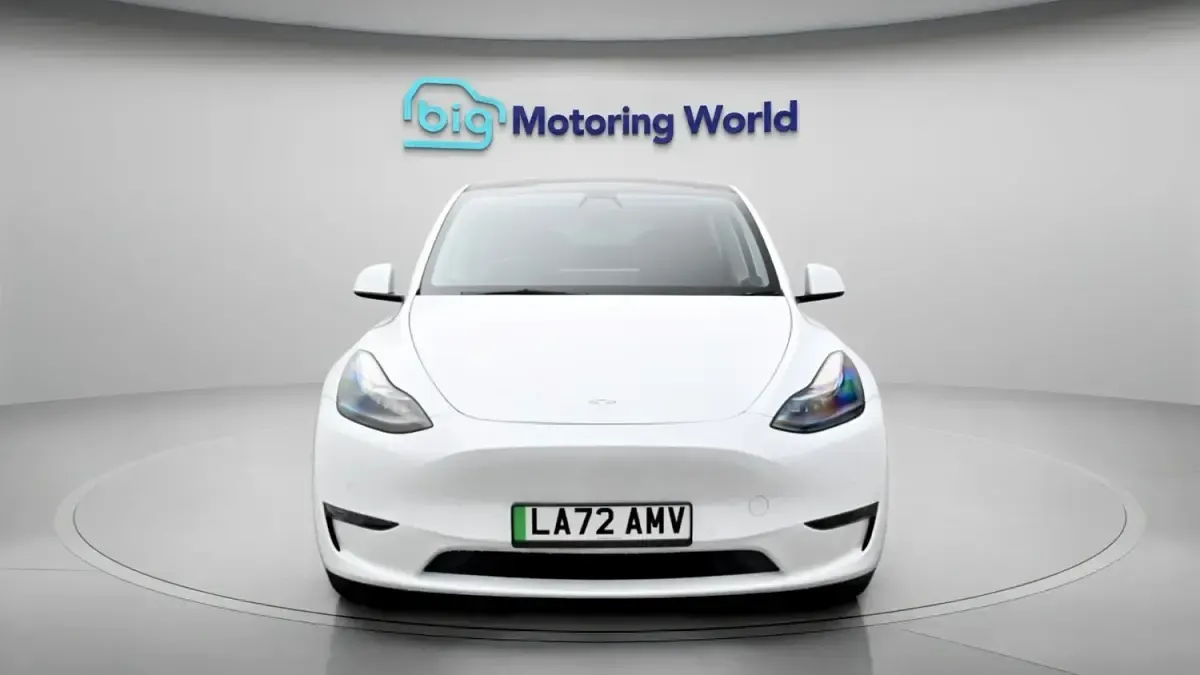 Używany Tesla Model Y Long Range AWD 378 kW (514 KM) 2022 Biały SUV