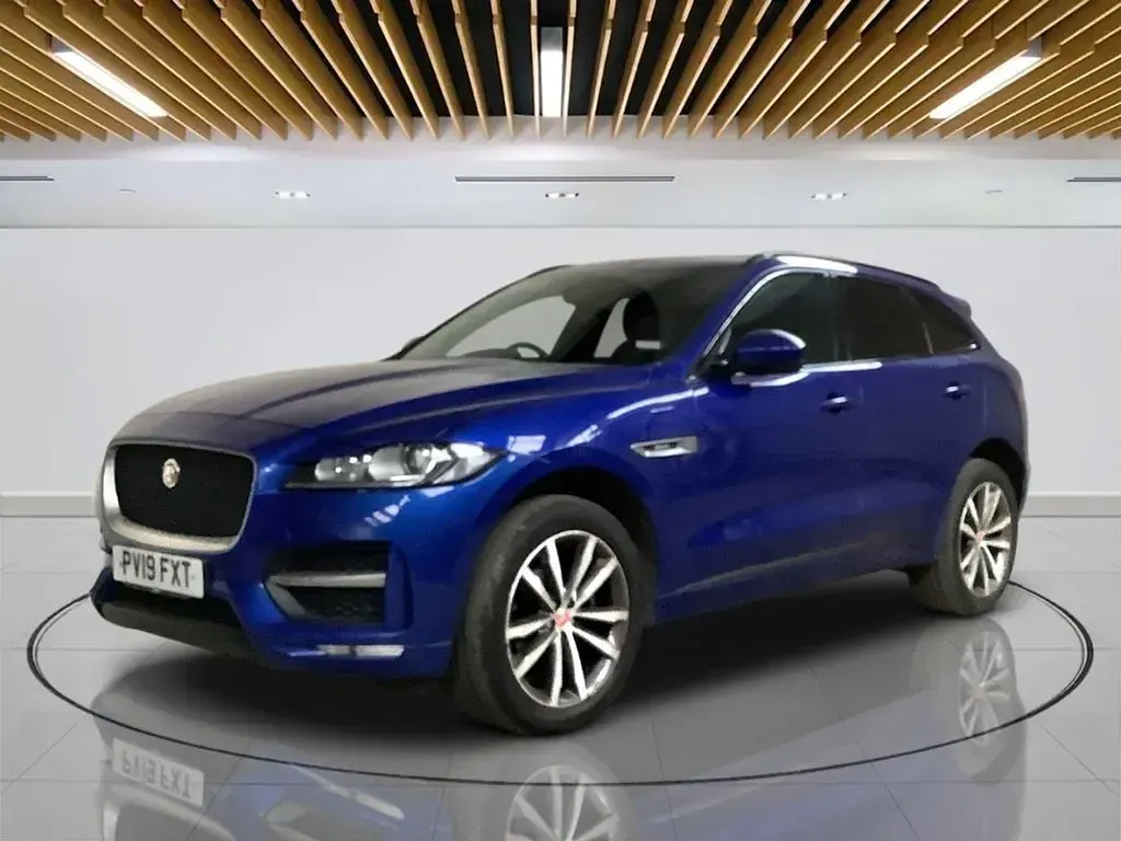 Usado Jaguar F-Pace R-Sport 180 HP (132 kW) 2019 Azul SUV