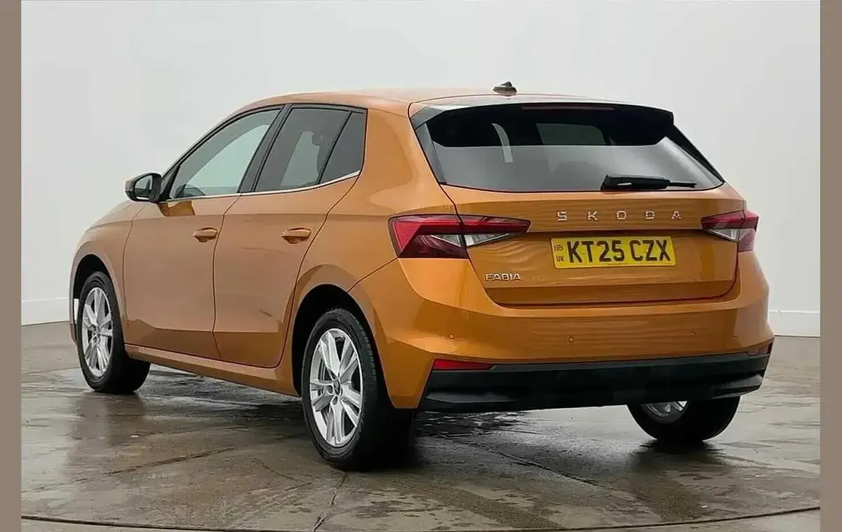 Used Skoda Fabia SE L 113 HP (83 kW) 2025 Phoenix orange metallic Hatchback
