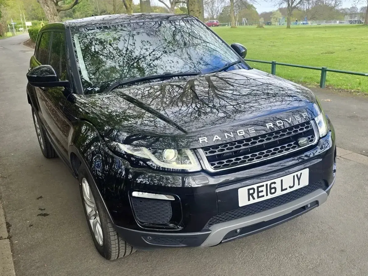 Usado Land Rover Range Rover evoque SE 180 HP (132 kW) 2016 Preto Carrinha