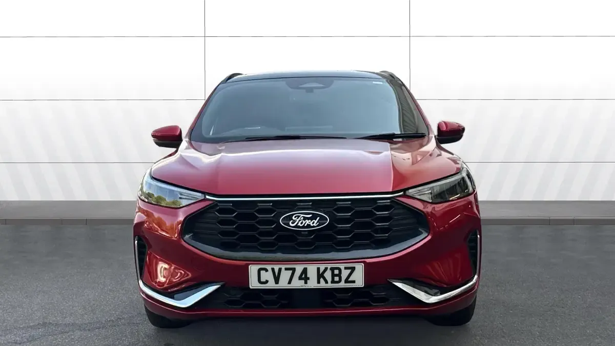 Used Ford Kuga ST-Line X 180 HP (132 kW) 2024 Red SUV